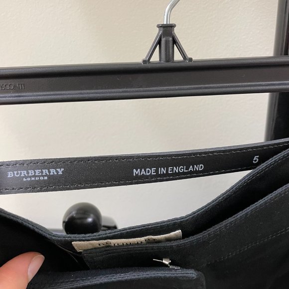 Burberry Black Pencil Skirt With Belt (10/M) - Picture 14 of 14